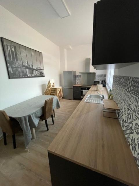 La Leonce, Superbe Appartement Plein Centre Armentières Exterior foto